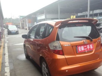 深圳牌精品車 2008款本田飛度1.5L自動炫酷運動版，首付僅1.5萬起